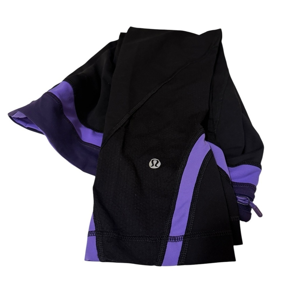Lululemon Black and Purple Leggings - Picture 4 of 10